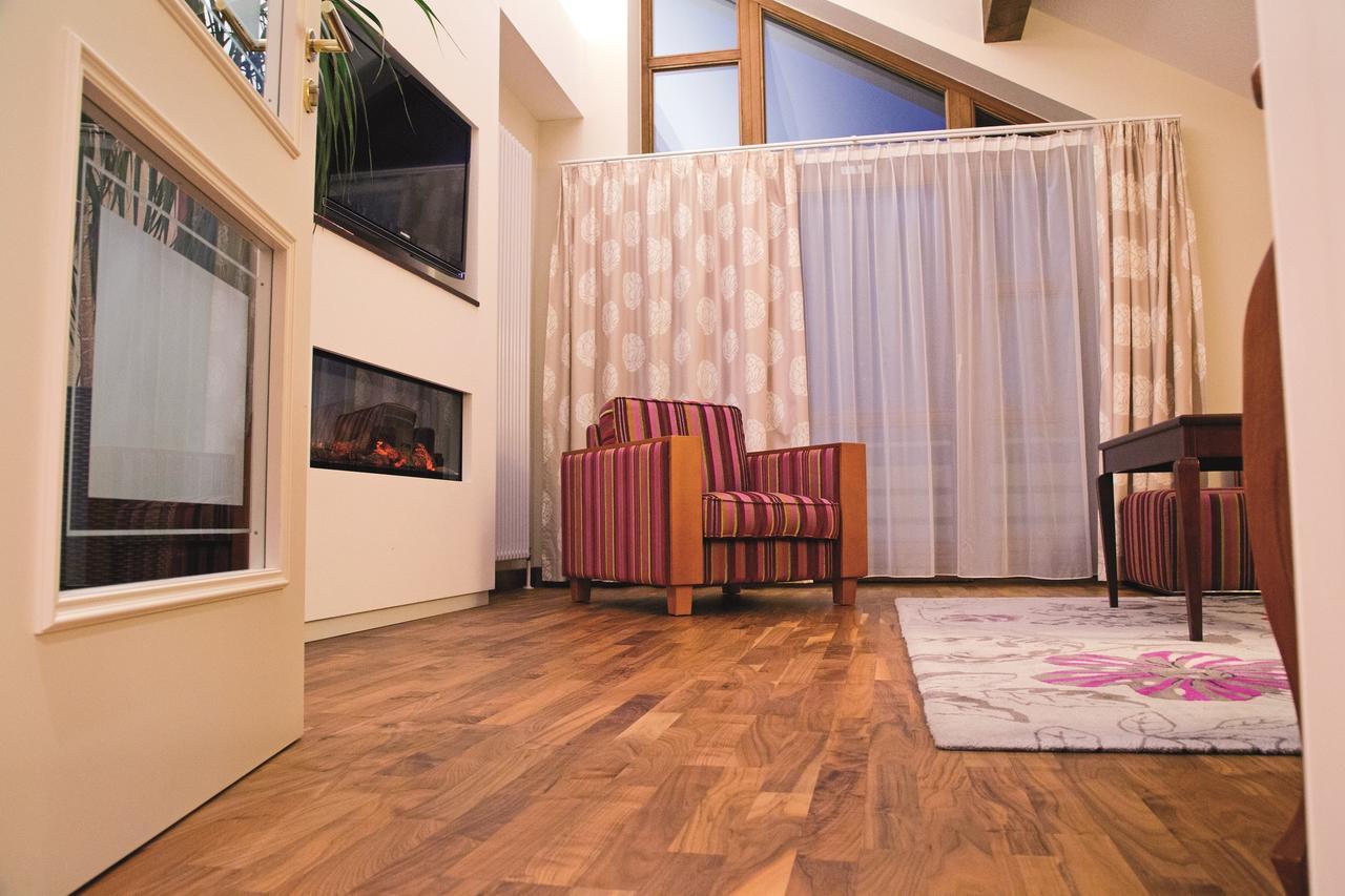 Churfuerstenhof Wellnesshotel باد بيرنباخ المظهر الخارجي الصورة