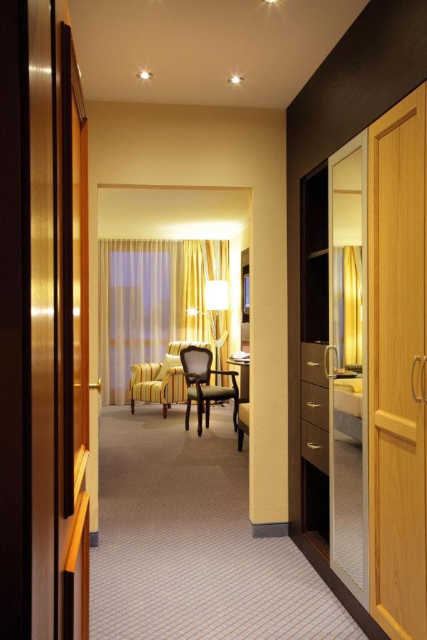 Churfuerstenhof Wellnesshotel باد بيرنباخ المظهر الخارجي الصورة